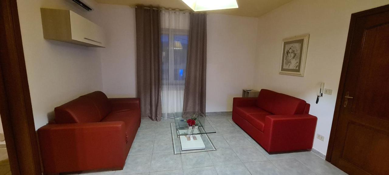 Kolbe'S House Apartment ซินิสโกลา ภายนอก รูปภาพ